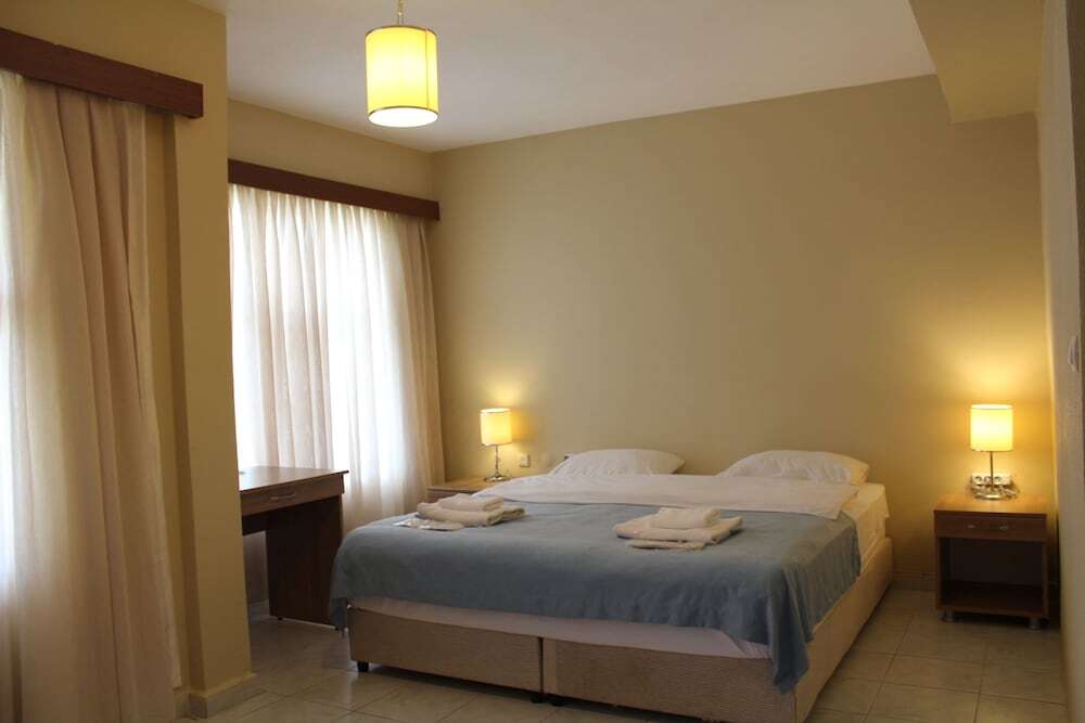 Сатлюс: Kalanora Otel