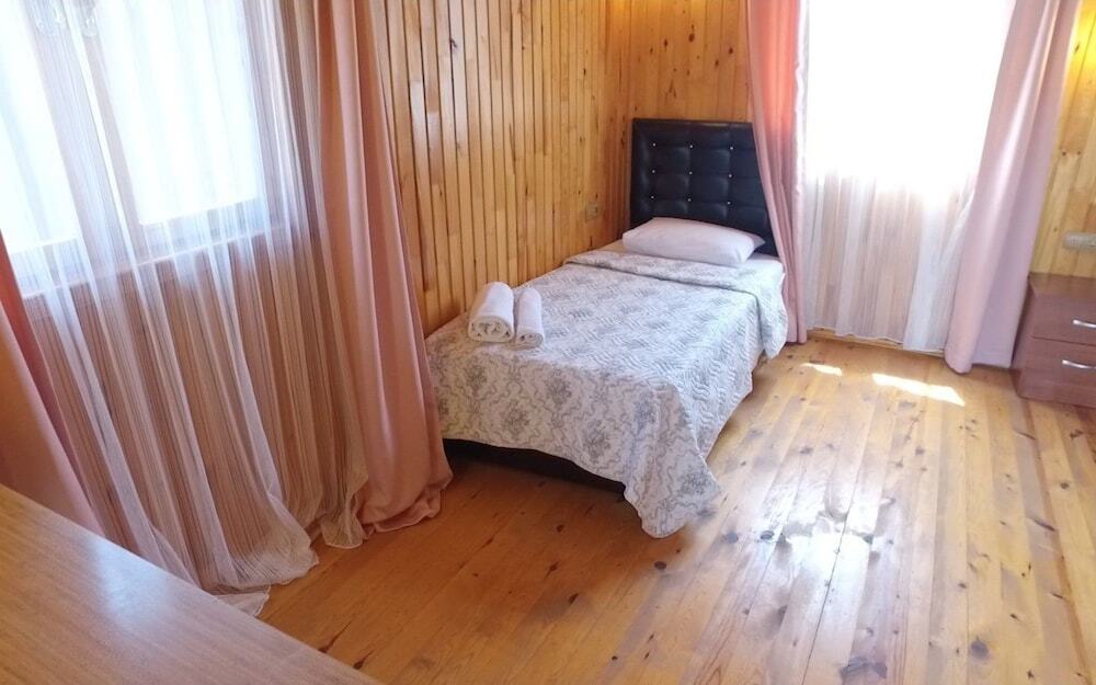 Кумлуджа: Nun BungaLove
