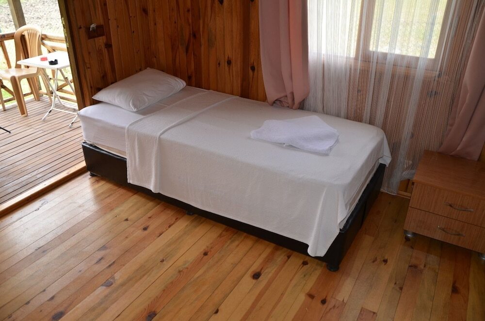 Кумлуджа: Nun BungaLove