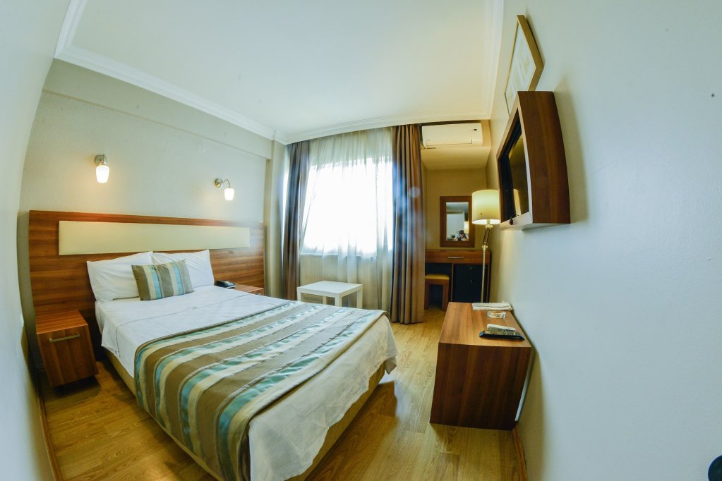 Измир: Wox Ew Hotel