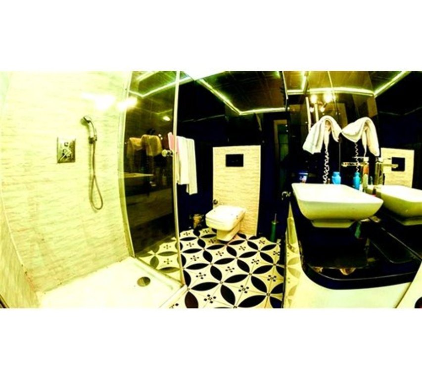 Измир: Wox Ew Hotel