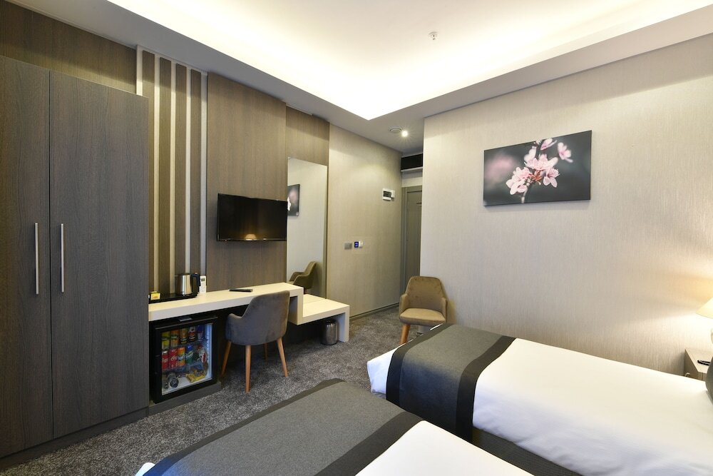 Башискеле: D'Lux Boutique Hotel
