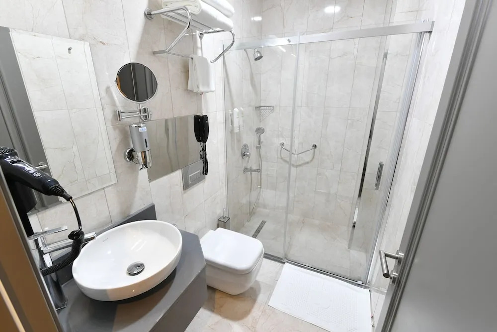 Башискеле: D'Lux Boutique Hotel