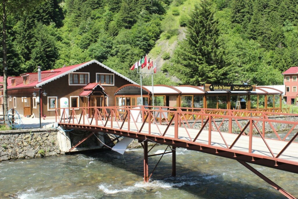 Узунгёль: Selale Otel ve Bungalow