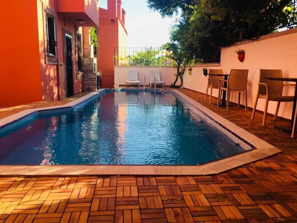 Айвалык: Cundahan Otel