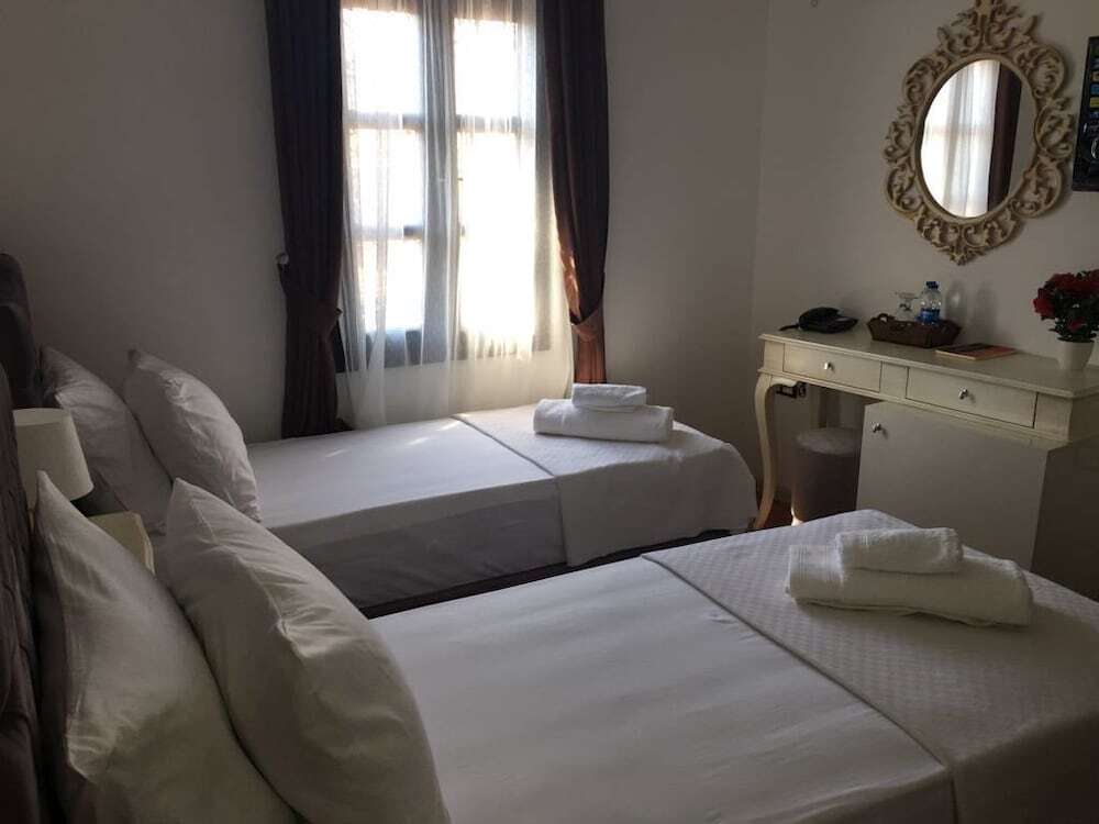 Айвалык: Cundahan Otel