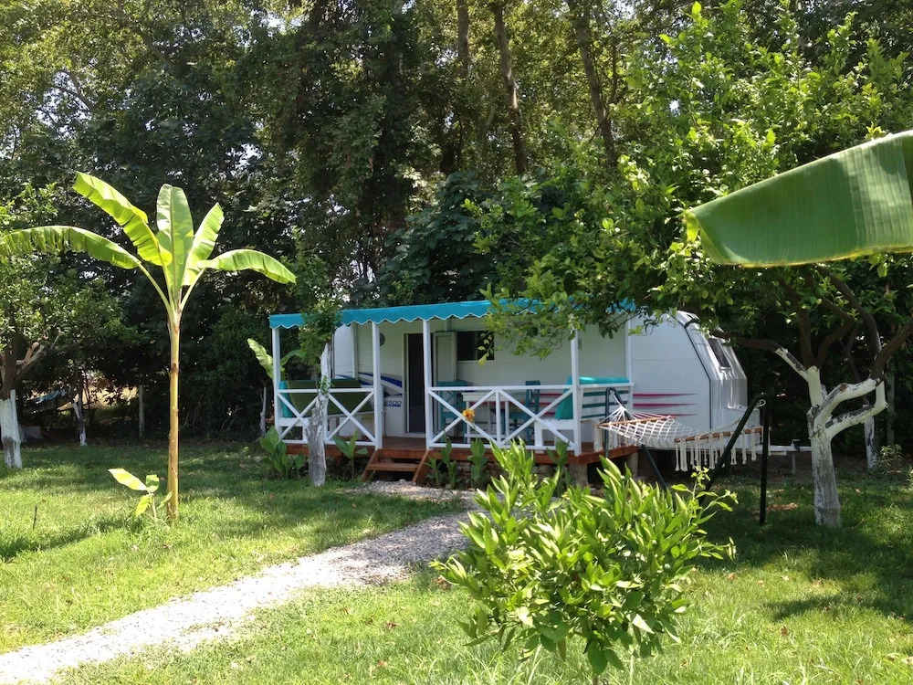 Чиралы: Bellerofon Camping
