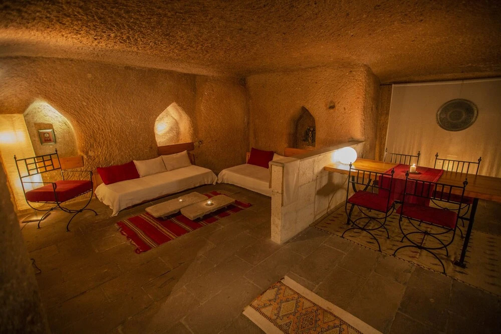 Учисар: Asmali Cave House
