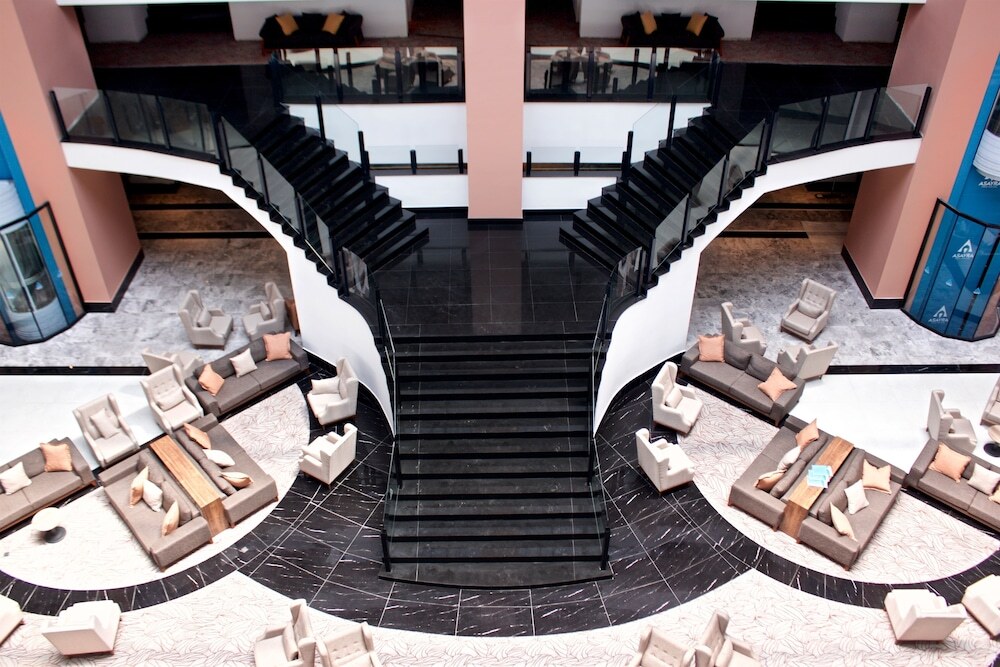 Согучак: Aqua Mount Hotel Thermal Spa Hot Spring