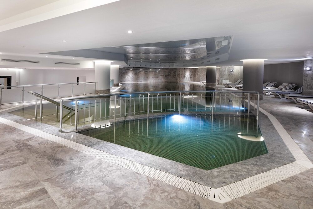 Согучак: Aqua Mount Hotel Thermal Spa Hot Spring