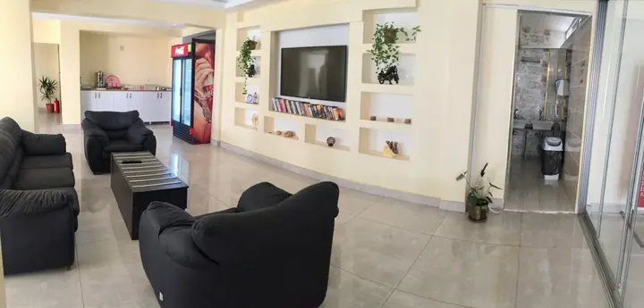 Силифке: Holiday Hotel
