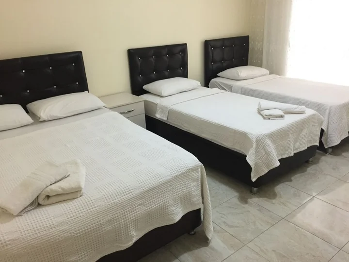 Силифке: Holiday Hotel