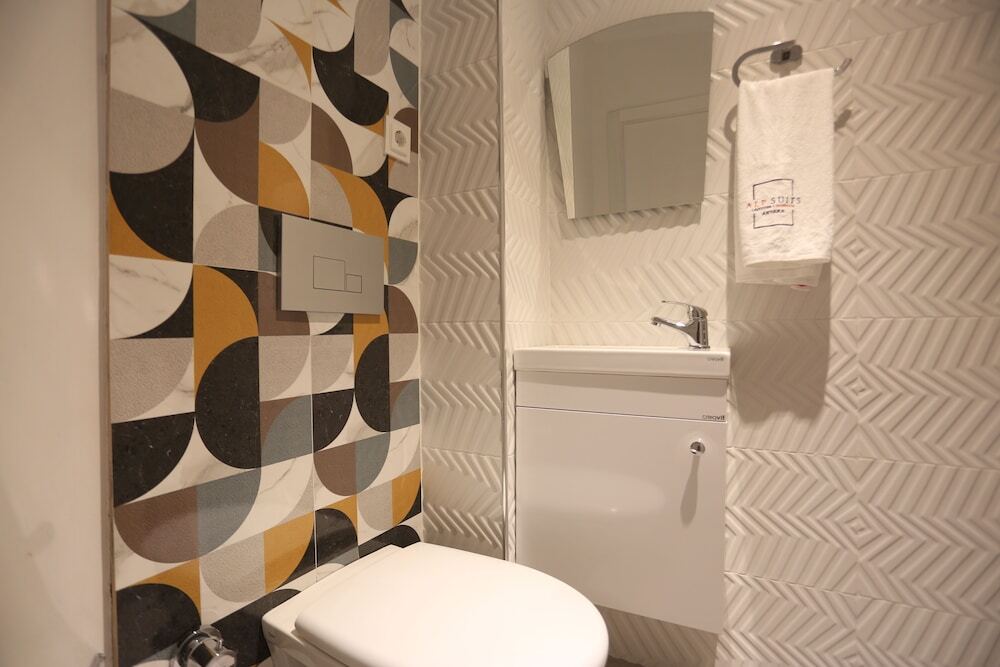 Акьяка: Alp Suites Limon