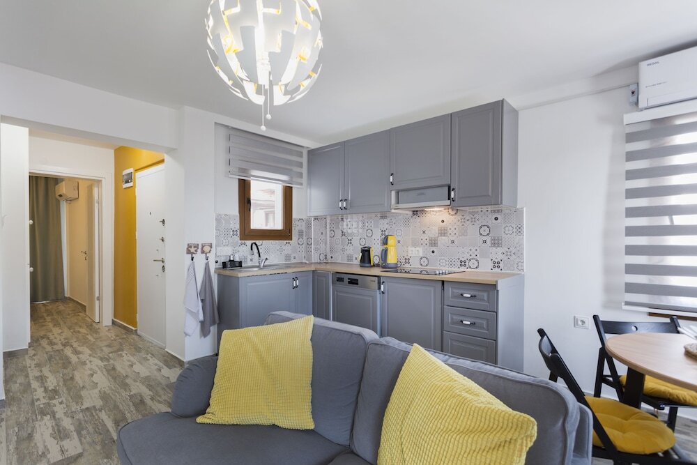 Акьяка: Alp Suites Limon