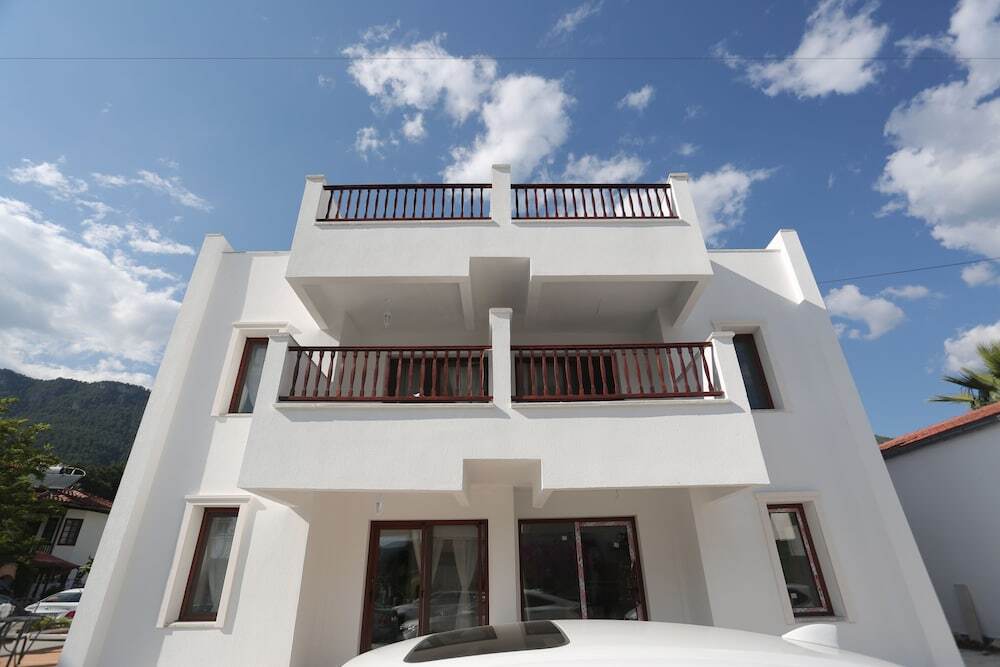 Акьяка: Alp Suites Limon