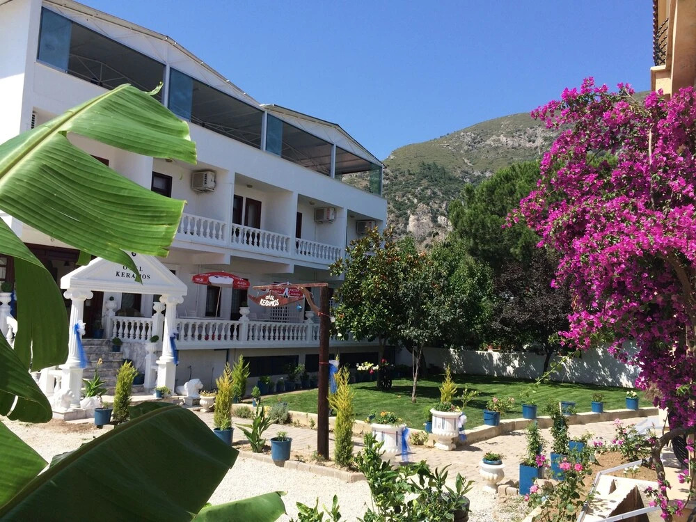 Орен: Keramos Boutique Hotel