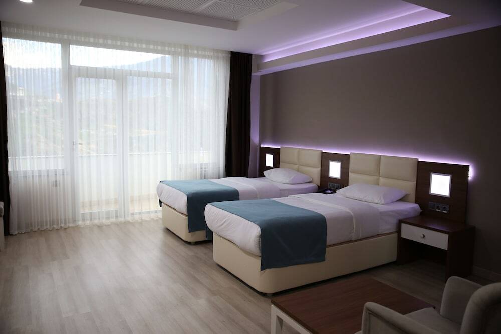 Артвин: Grand Hotel Artvin