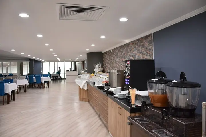 Артвин: Grand Hotel Artvin