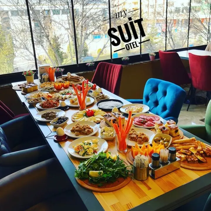 Ван: My Suit Otel