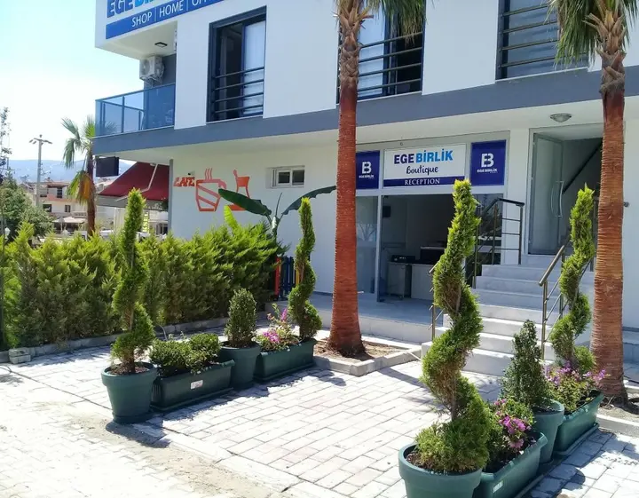 Согучак: Ege Birlik Boutique