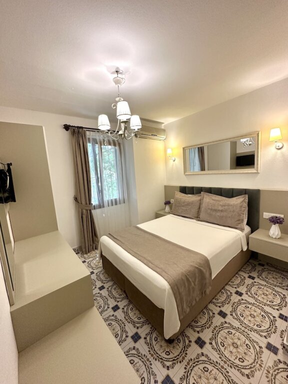 Бозджаада: Evren Butik Otel