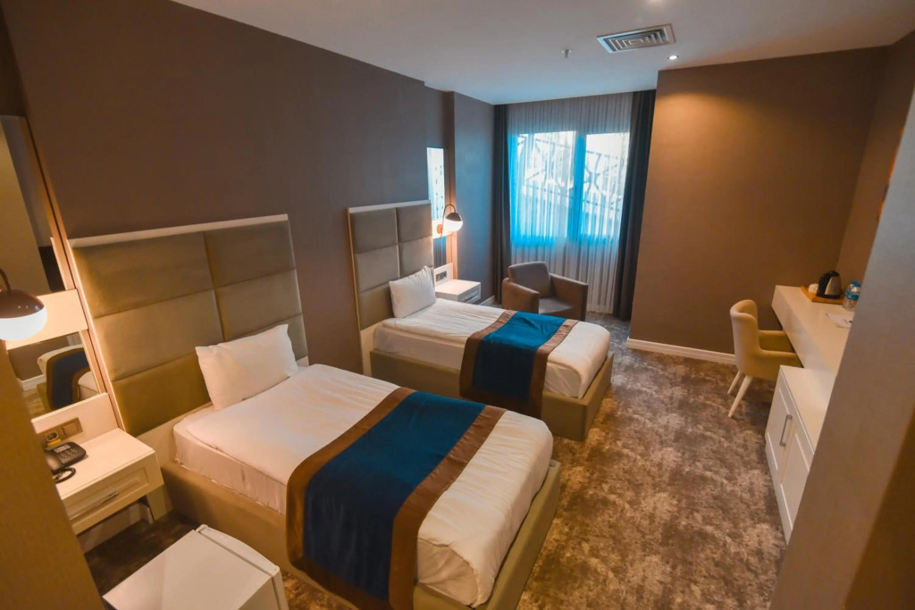 Арсин: Royal Comfort Hotel