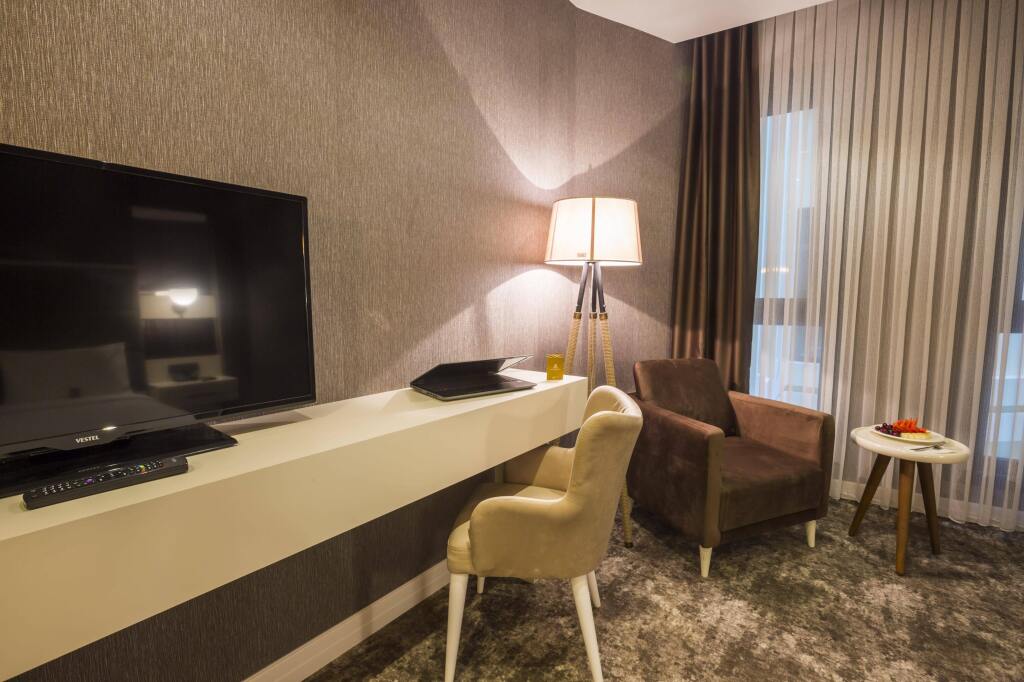 Арсин: Royal Comfort Hotel