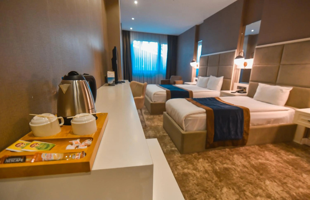 Арсин: Royal Comfort Hotel