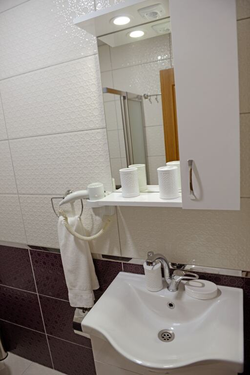 Чамьюва: Can Apart Otel