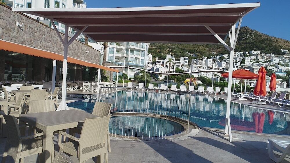 Тургутрейс: Roxx Suite Deluxe & Spa Hotel