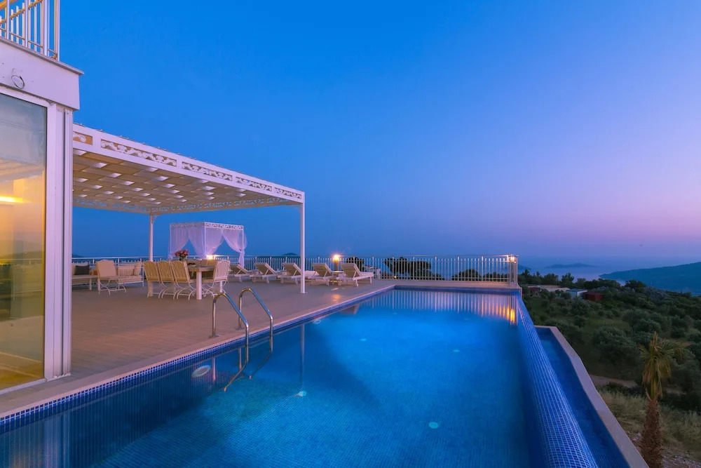 Ешилькёй: Infinity Villa Kalkan