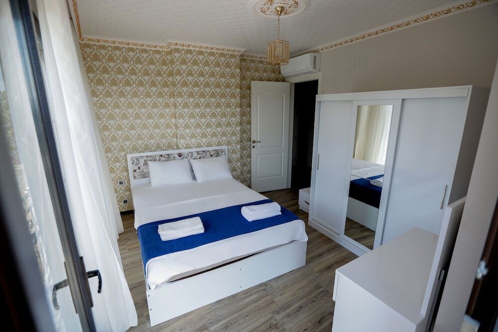 Арсуз: Elada Luxury Otel