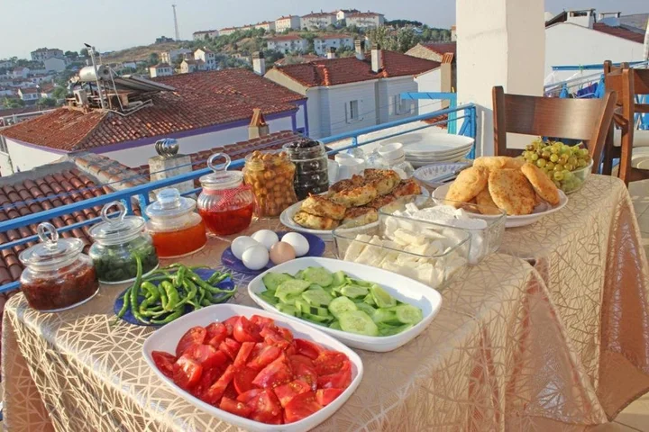 Бозджаада: Hambarli Otel