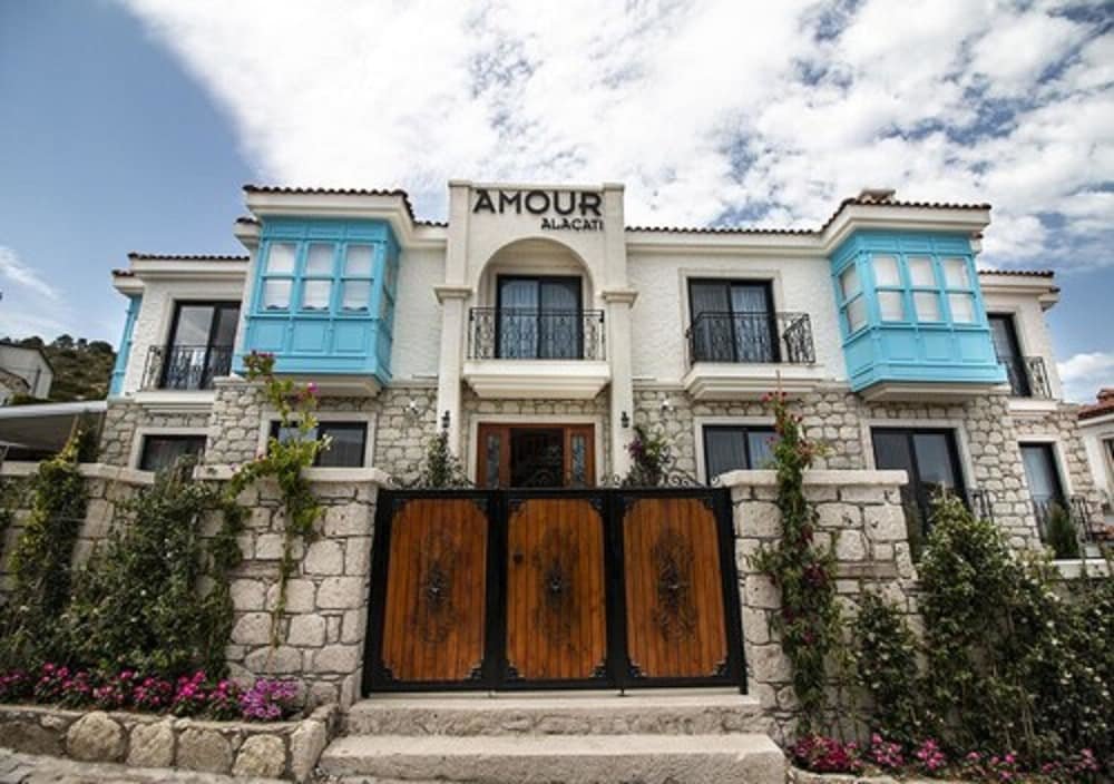 Amour Alacati Butik Otel — фото 1