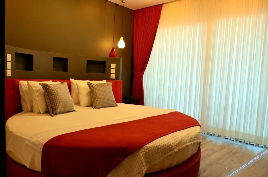 Урла: Ferush Otel