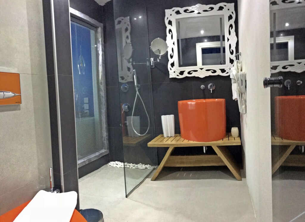 Урла: Ferush Otel