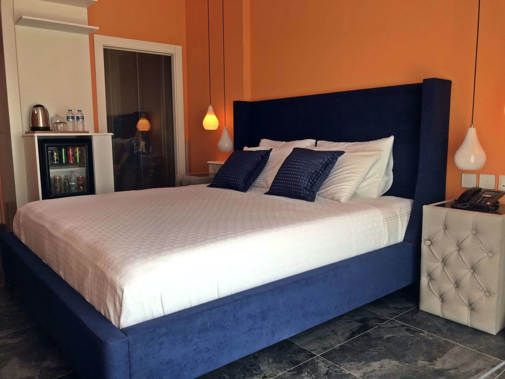 Урла: Ferush Otel