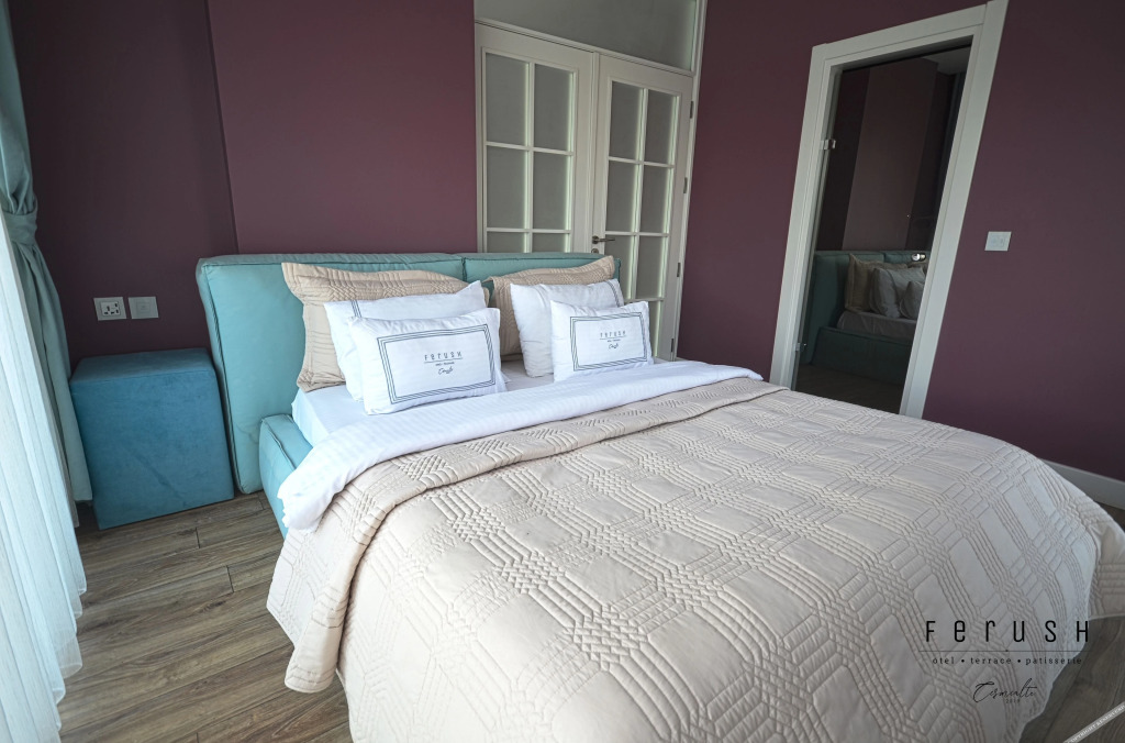 Урла: Ferush Otel