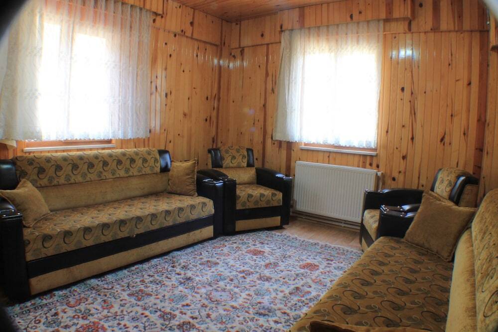 Узунгёль: Yaren Otel
