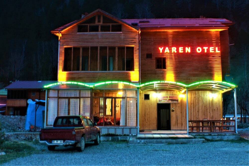 Узунгёль: Yaren Otel