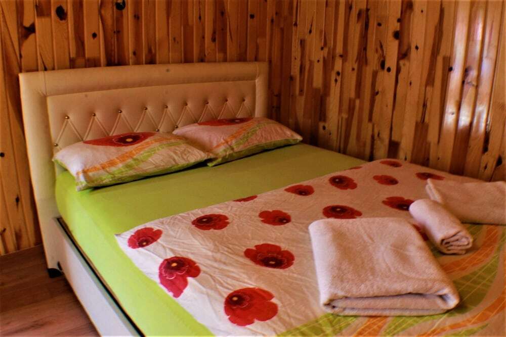 Узунгёль: Yaren Otel