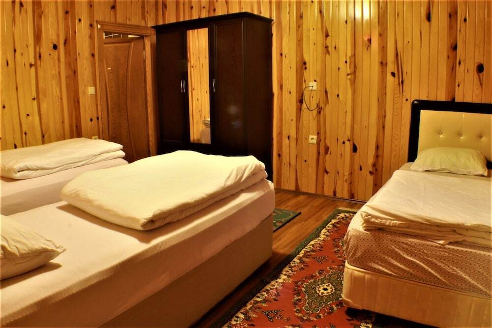 Узунгёль: Yaren Otel