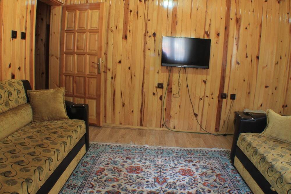 Узунгёль: Yaren Otel