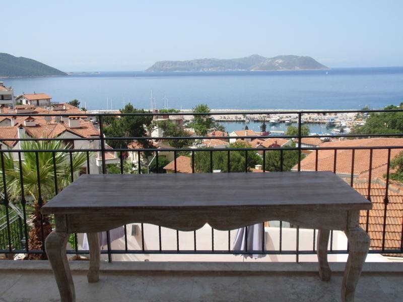 Каш: Kaputas Apart Hotel