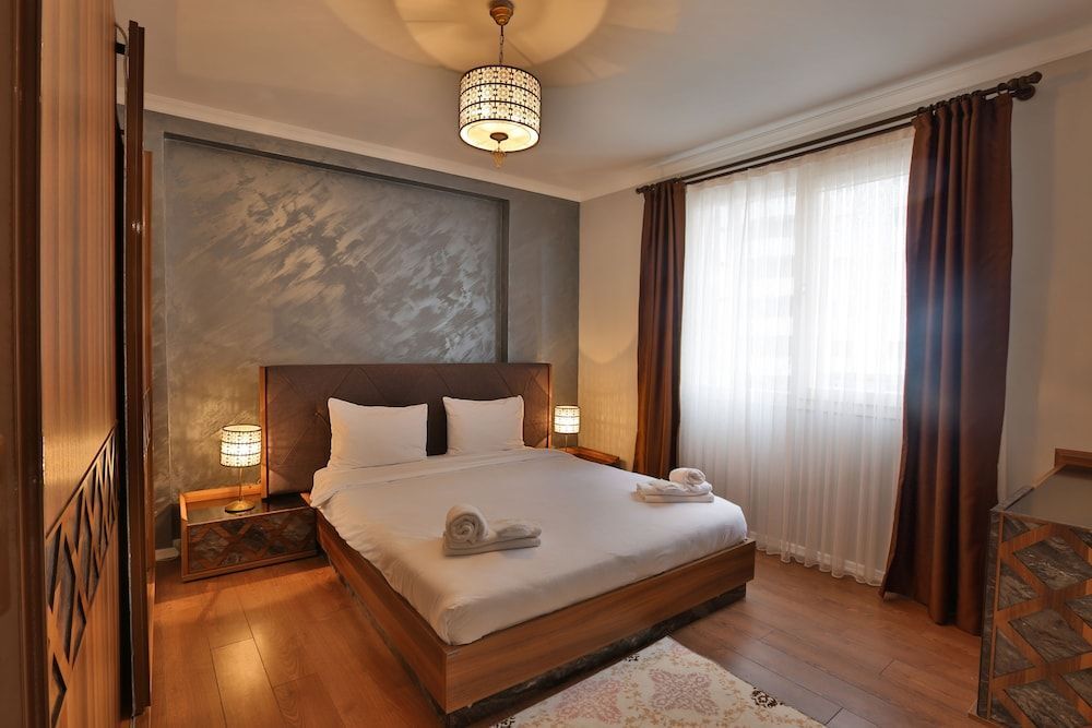 Арсин: Royal Comfort Suites
