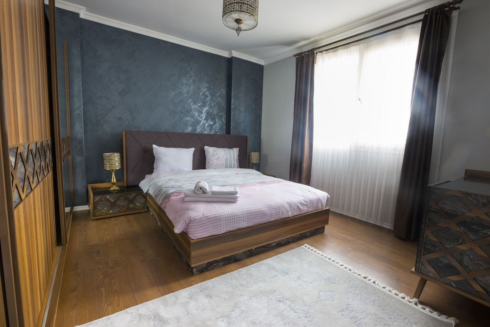 Арсин: Royal Comfort Suites
