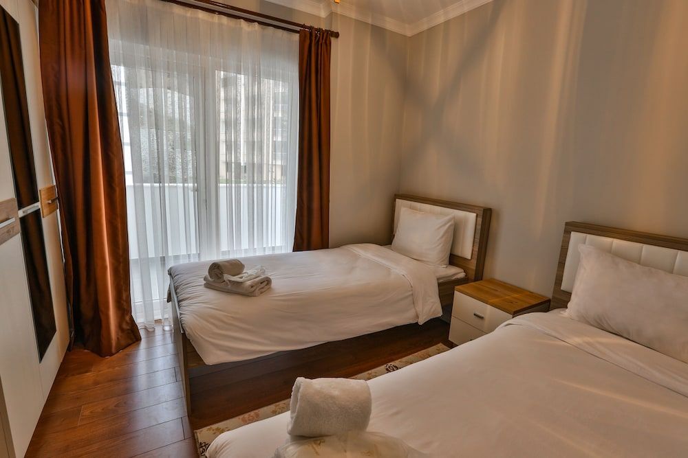 Арсин: Royal Comfort Suites