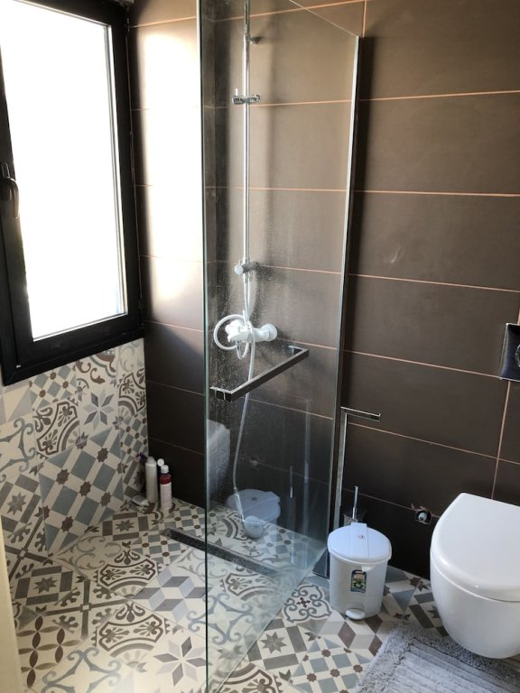 Караман: Villa with Private Garden in Karaman