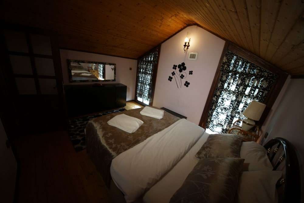 Сайл: Agva Villa