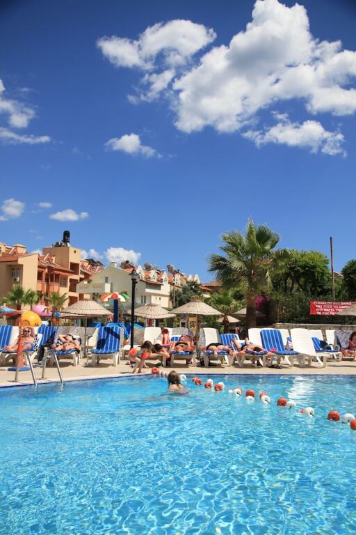 Мармарис: Club Alpina Apartments